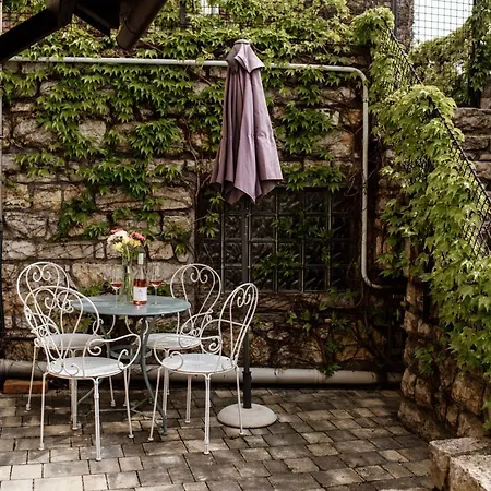 Zelna Apartman