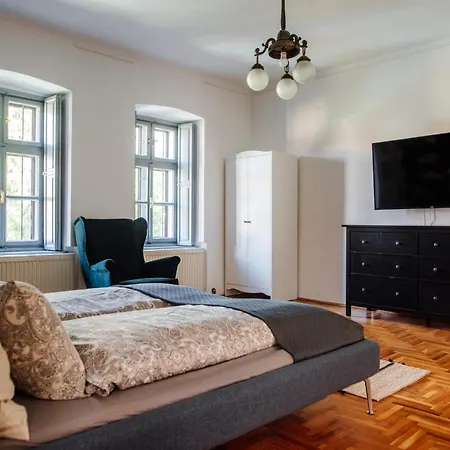 Voelgy-ucca Apartment